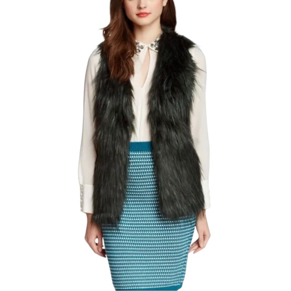 Romeo and Juliet Couture Vest Jacket - Green - Picture 1 of 7